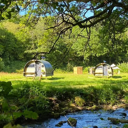Luxury tent Exclusive Use Riverside Landpods At Wildish Cornwall *