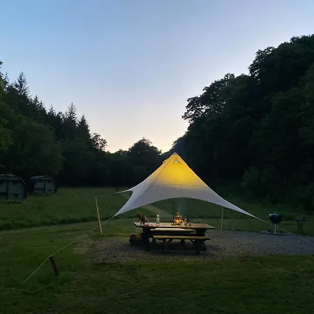Exclusive Use Riverside Landpods At Wildish Cornwall *